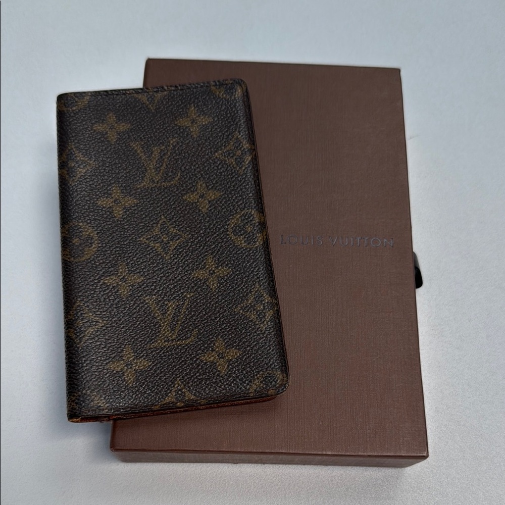 Authentic Louis Vuitton Monogram Credit Card Wallet